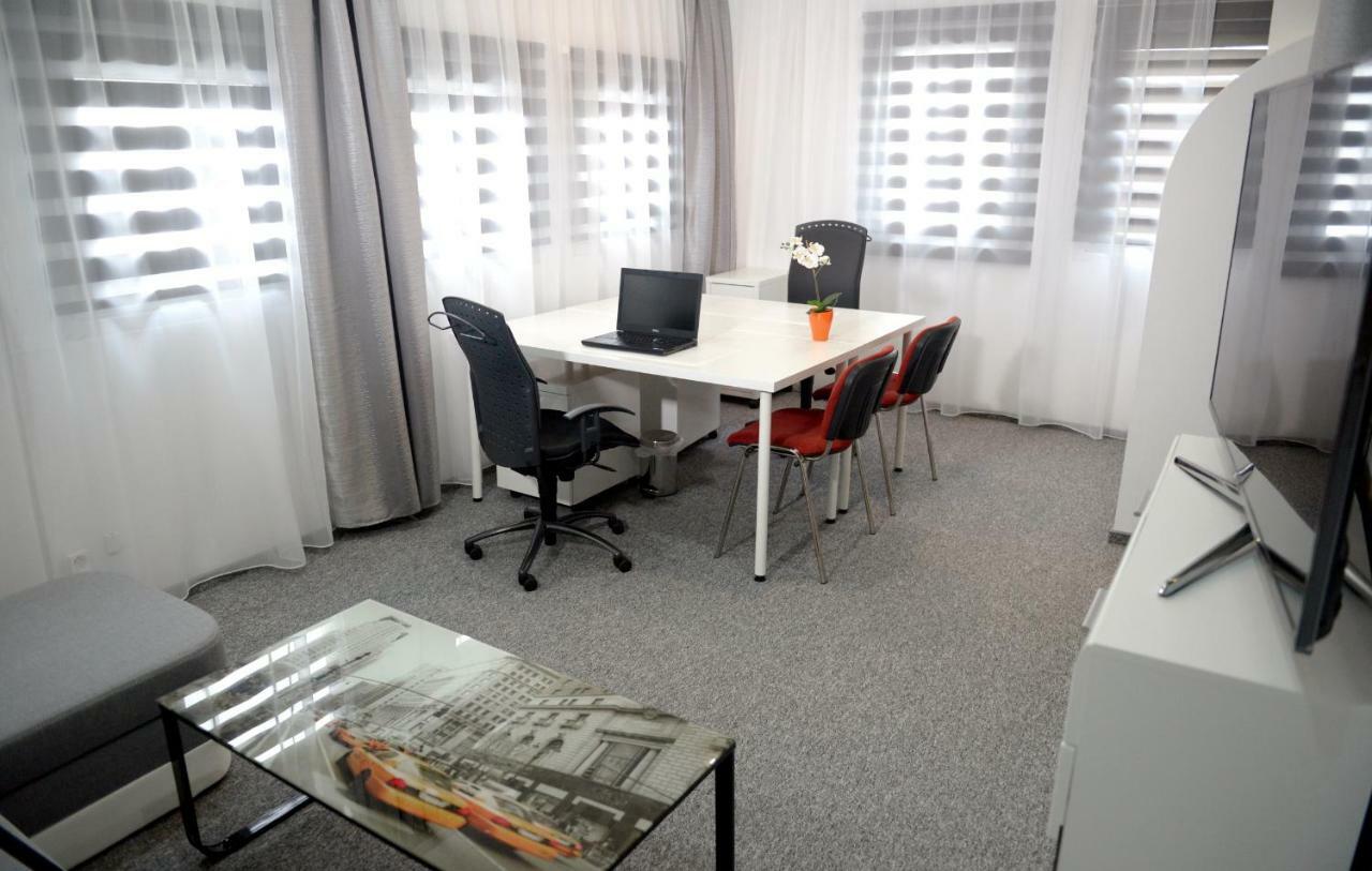 Work & Sleep Apartment Piaseczno  Exterior photo
